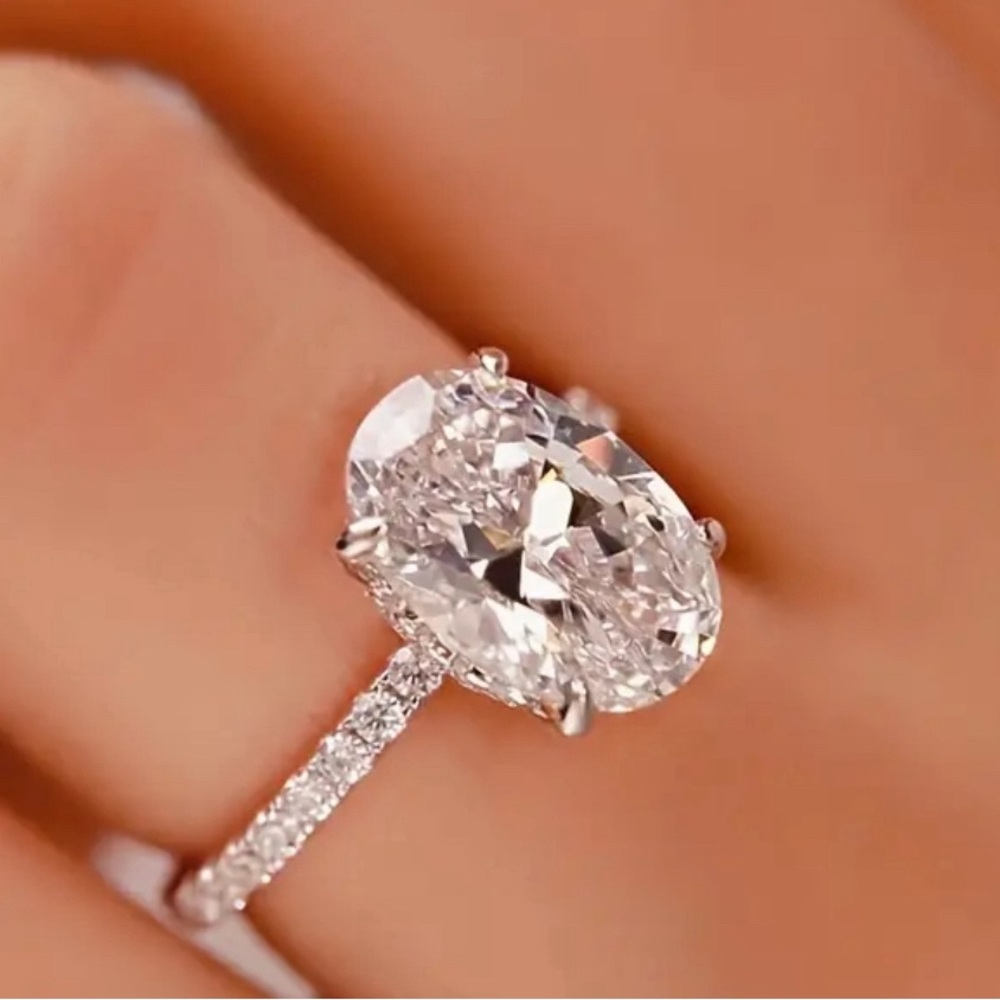 Oval Moissanite 3 ct 925 sterling silver engagement ring delicate side stones